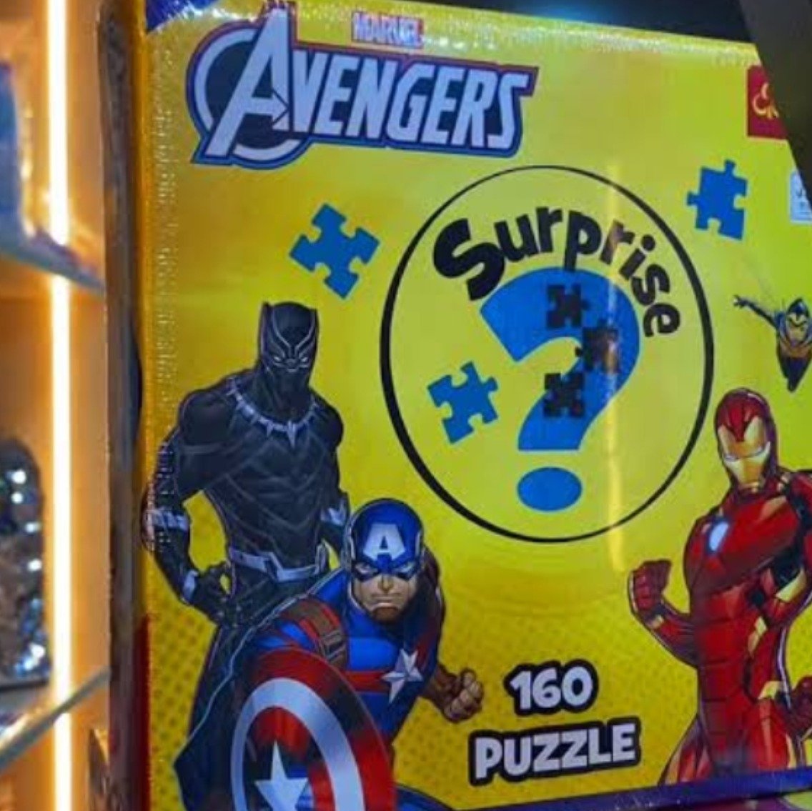 Trefl Marvel Avengers 160-Piece Surprise Jigsaw Puzzle